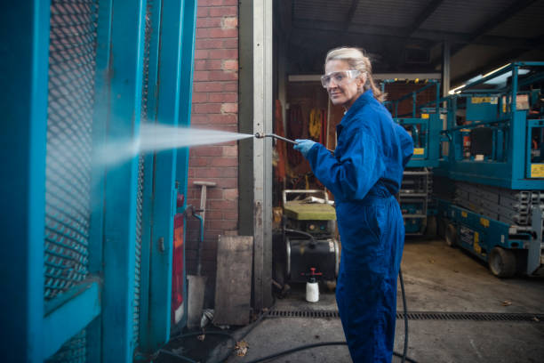 Best Concrete Pressure Washing  in Dryden, MI